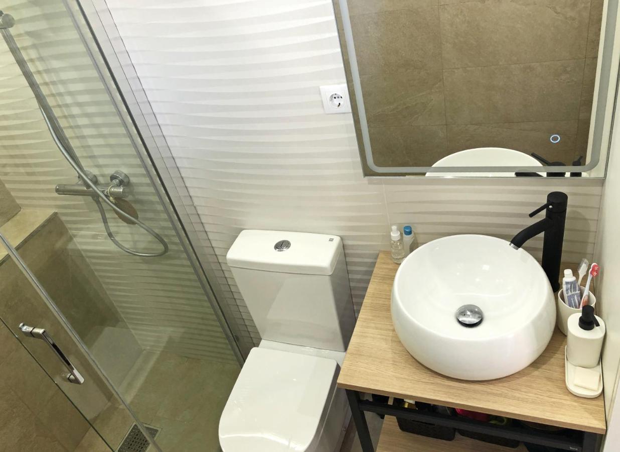 El Apartamento De Cristian 2 Benidorm Bagian luar foto